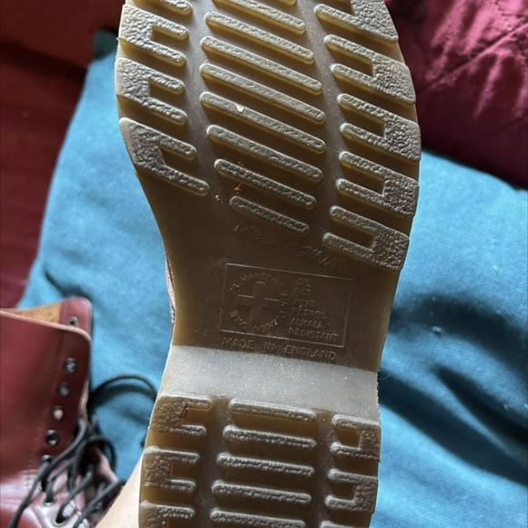 Vintage (Made in England) Dr Martens oxblood / cherry red boots size UK 4 / US 6 - Picture 3 of 5